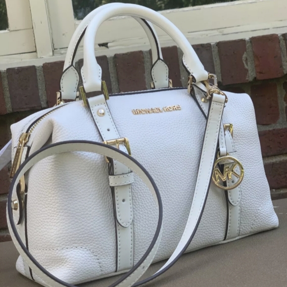 Michael Kors Handbags - LAST ONE 💖 Michael Kors Small Duffle Satchel